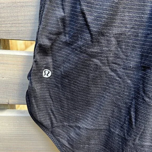 Lululemon Black 105F Tank Top Size 4 & Athleta Kelly Green Crop Leggings XS - Picture 5 of 5